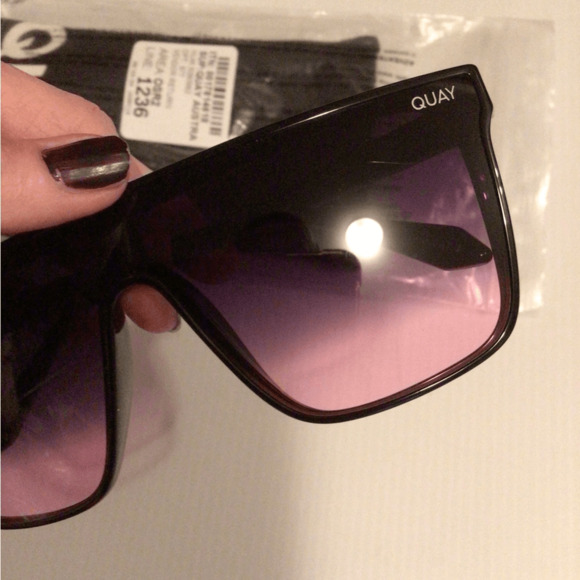 NEW Rare! ReAD* Quay Hindsight black purple fade sunglasses